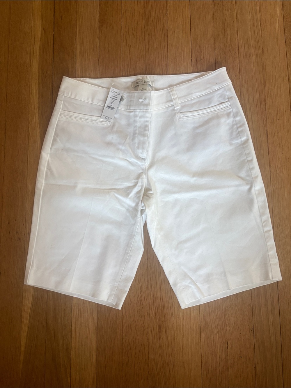 White House Black Market White Women's Bermuda Shorts
